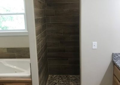 Modified-Blaze-Barndominium-2500-sqft-Floor-Plan-Interior-Bathroom-Oklahoma-Photo