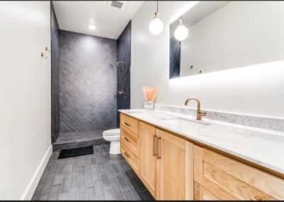 Clementine-Ver9-bathroom-number-2-interior-4-bedroom-Texas-Barndominium-Photo