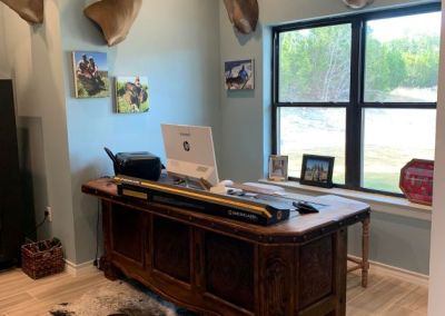 Modified Clementine barndominium 3250 sqft in Texas Office